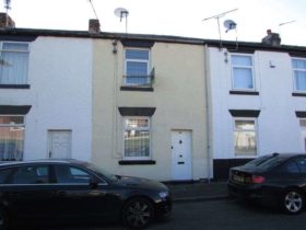 2 bedroom Terraced t...